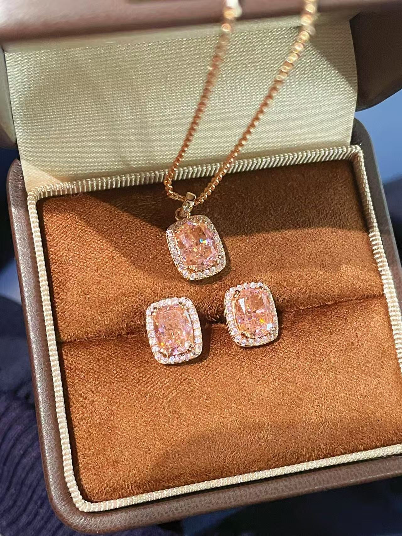 Romantic Cushion Cut Synthetic Pink Diamond Sugar Cube Necklace - floysun