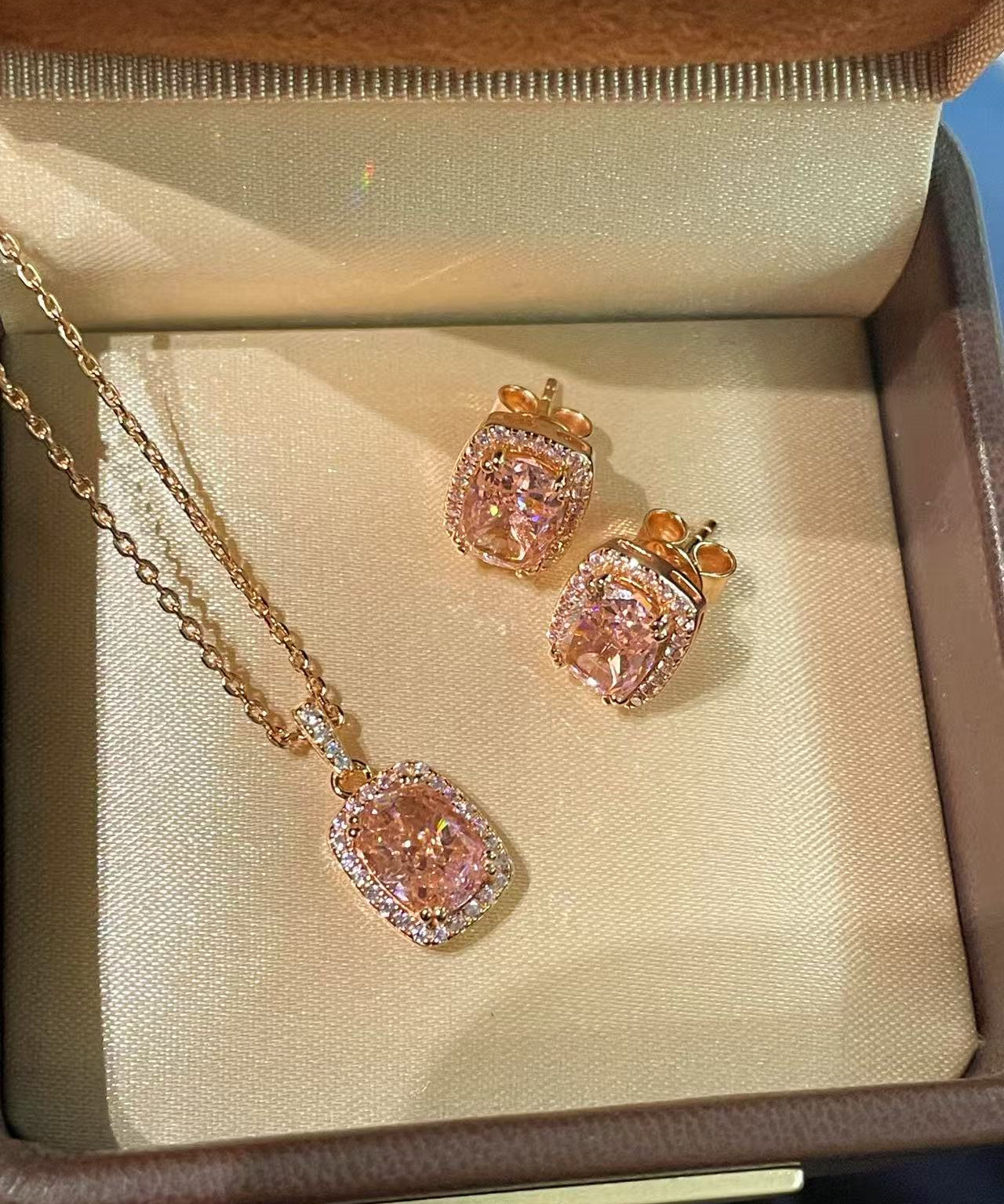 Romantic Cushion Cut Synthetic Pink Diamond Sugar Cube Necklace - floysun