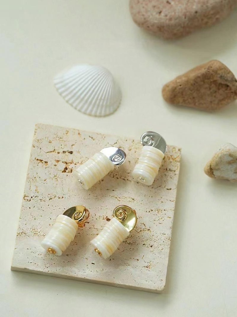 Romantic Ocean White Shell Conch Earrings - floysun
