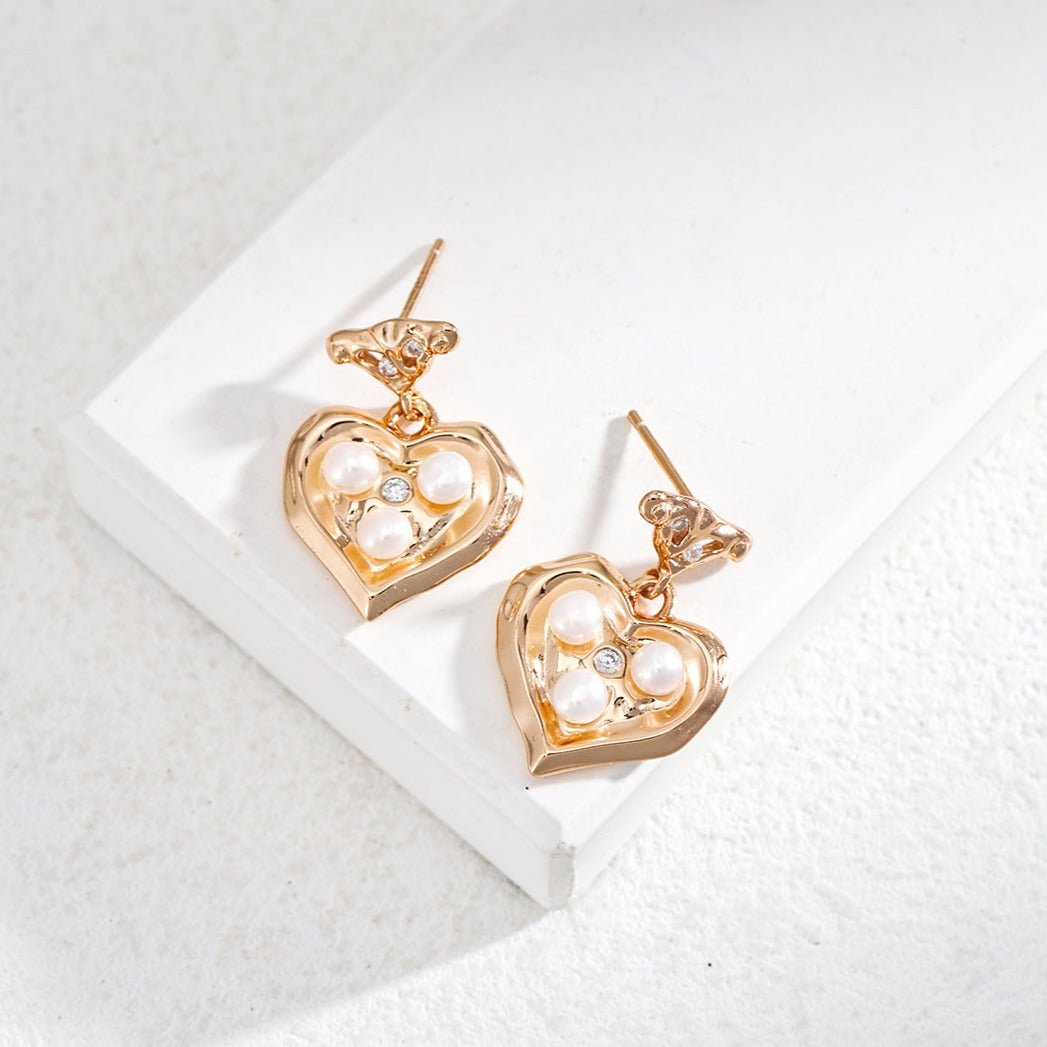 Romantic Poker Heart Golden Pearl Earrings - floysun