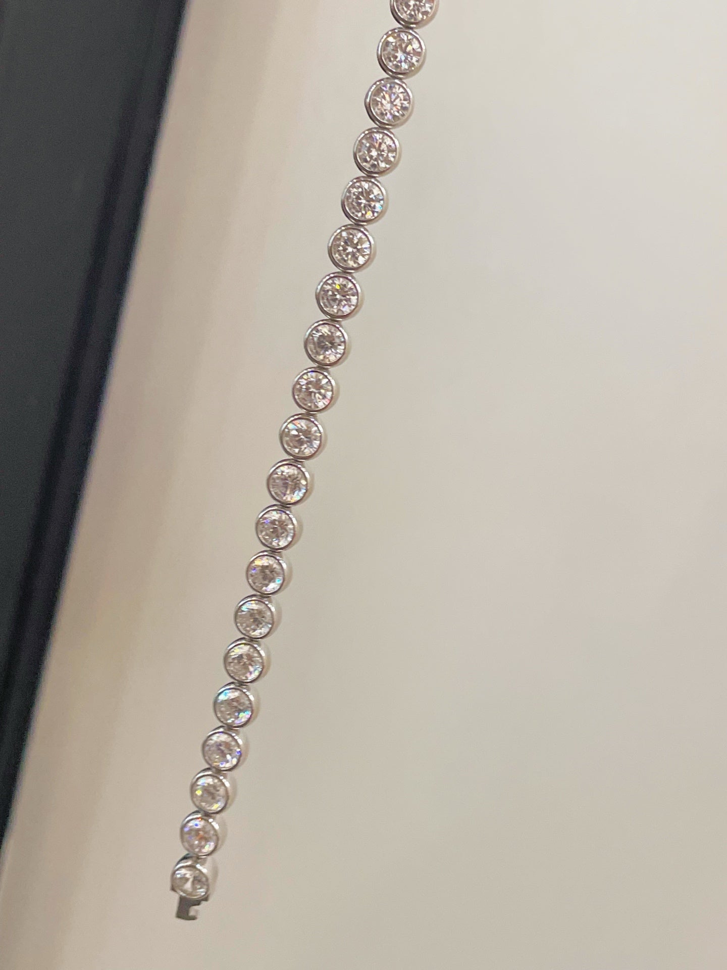 Round Bezel Tennis Bracelet - floysun