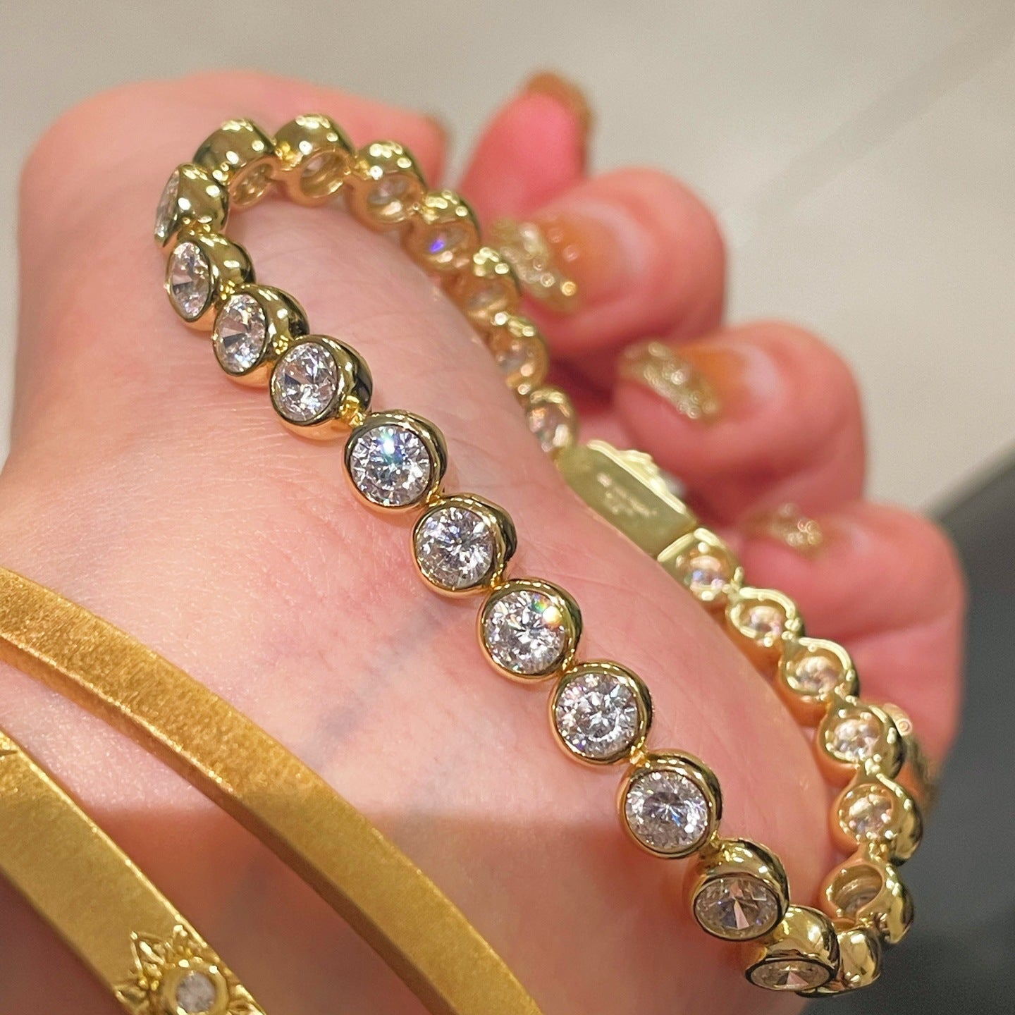 Round Bezel Tennis Bracelet - floysun