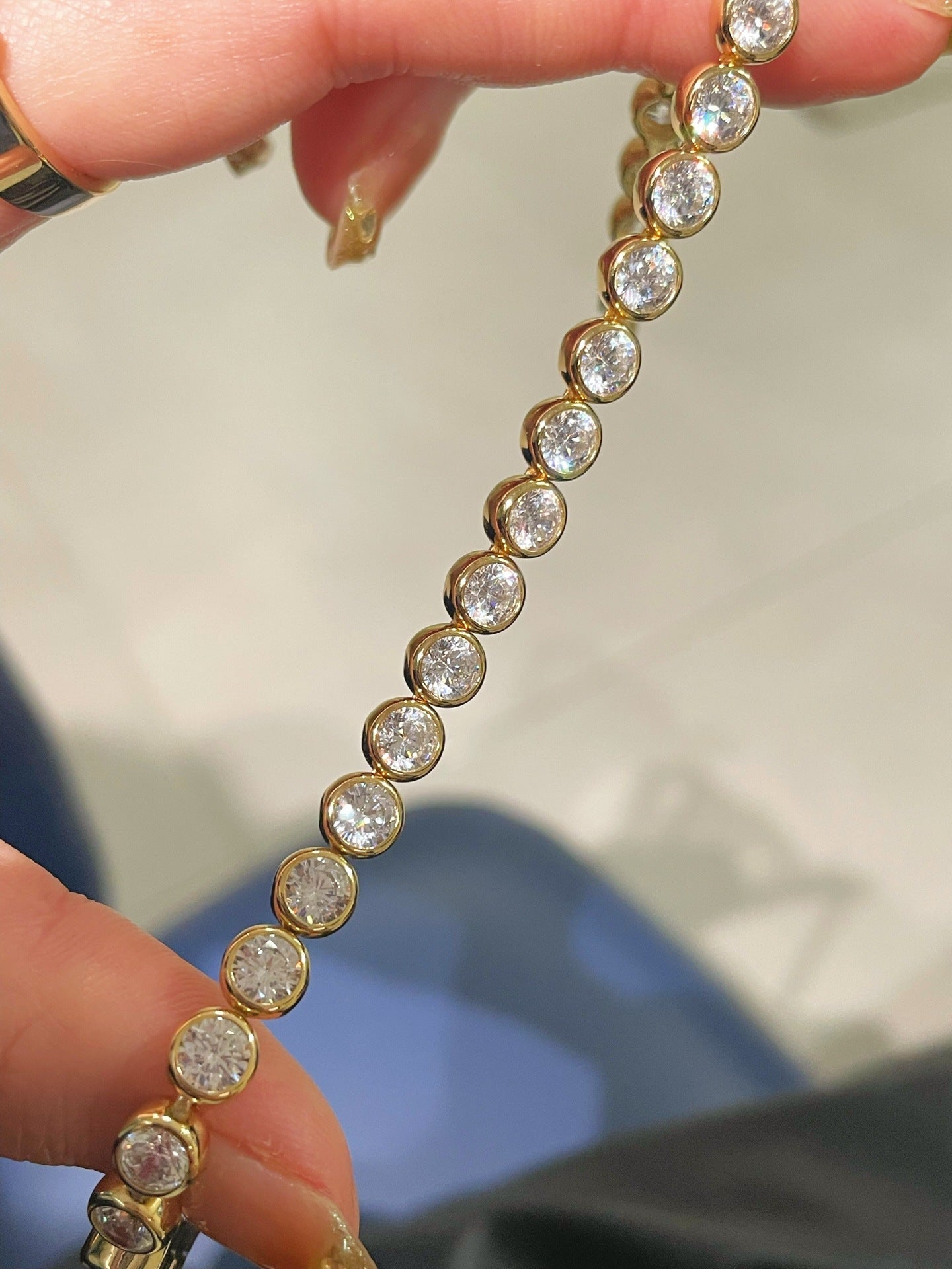 Round Bezel Tennis Bracelet - floysun