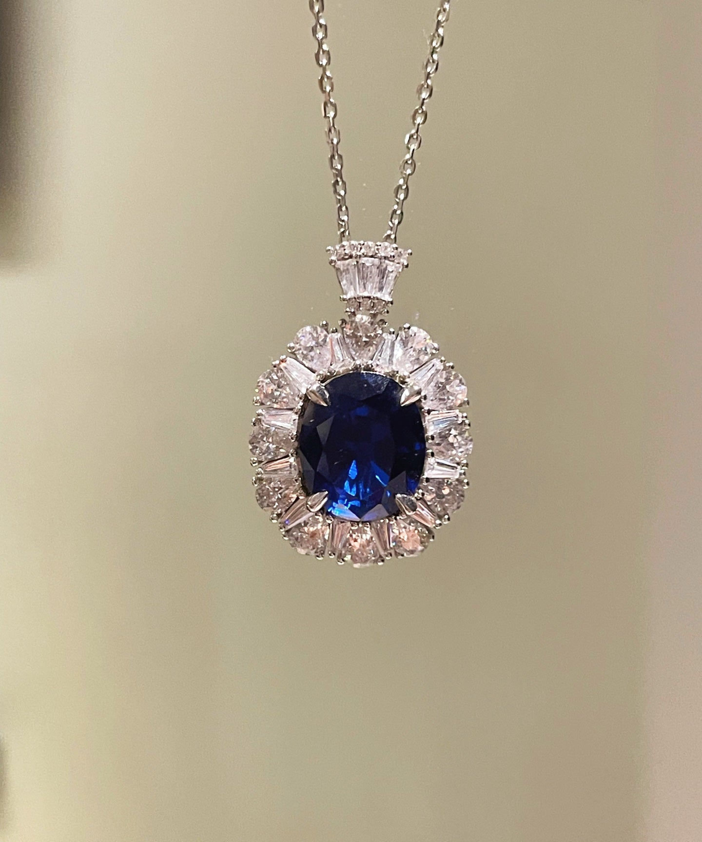 Royal Blue Sapphire Fan Necklace - floysun