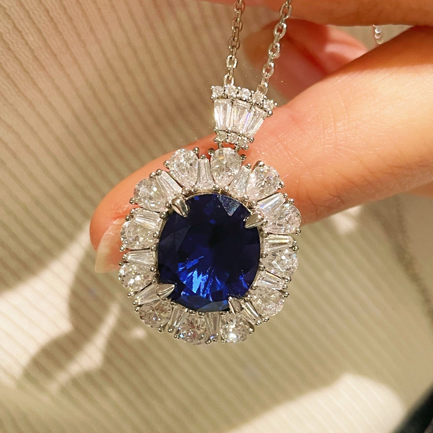 Royal Blue Sapphire Fan Necklace - floysun