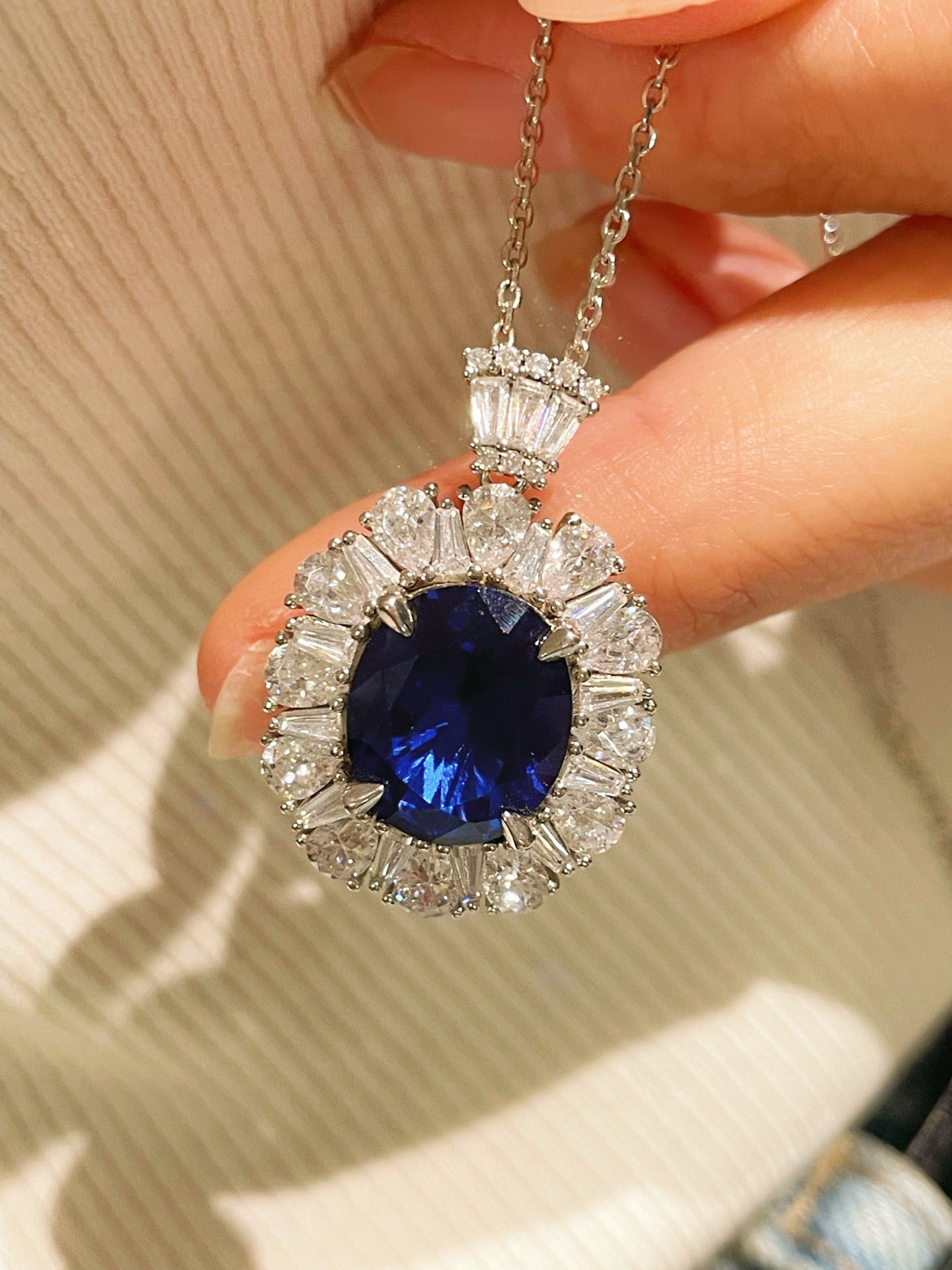 Royal Blue Sapphire Fan Necklace - floysun