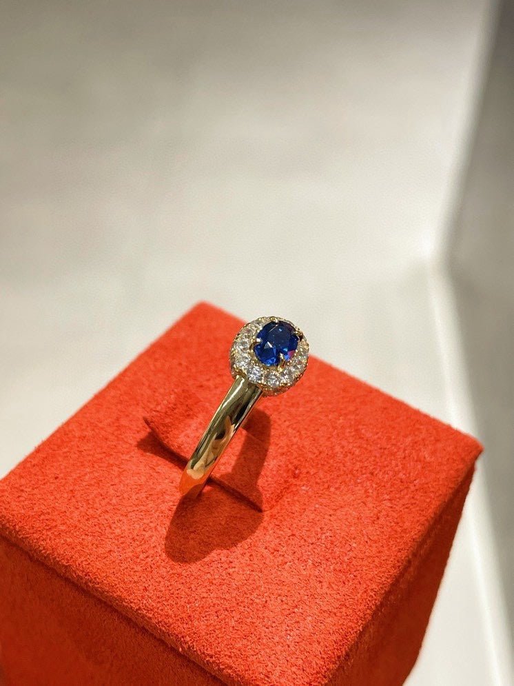 Royal Blue Sparkling Sapphire Ring - floysun