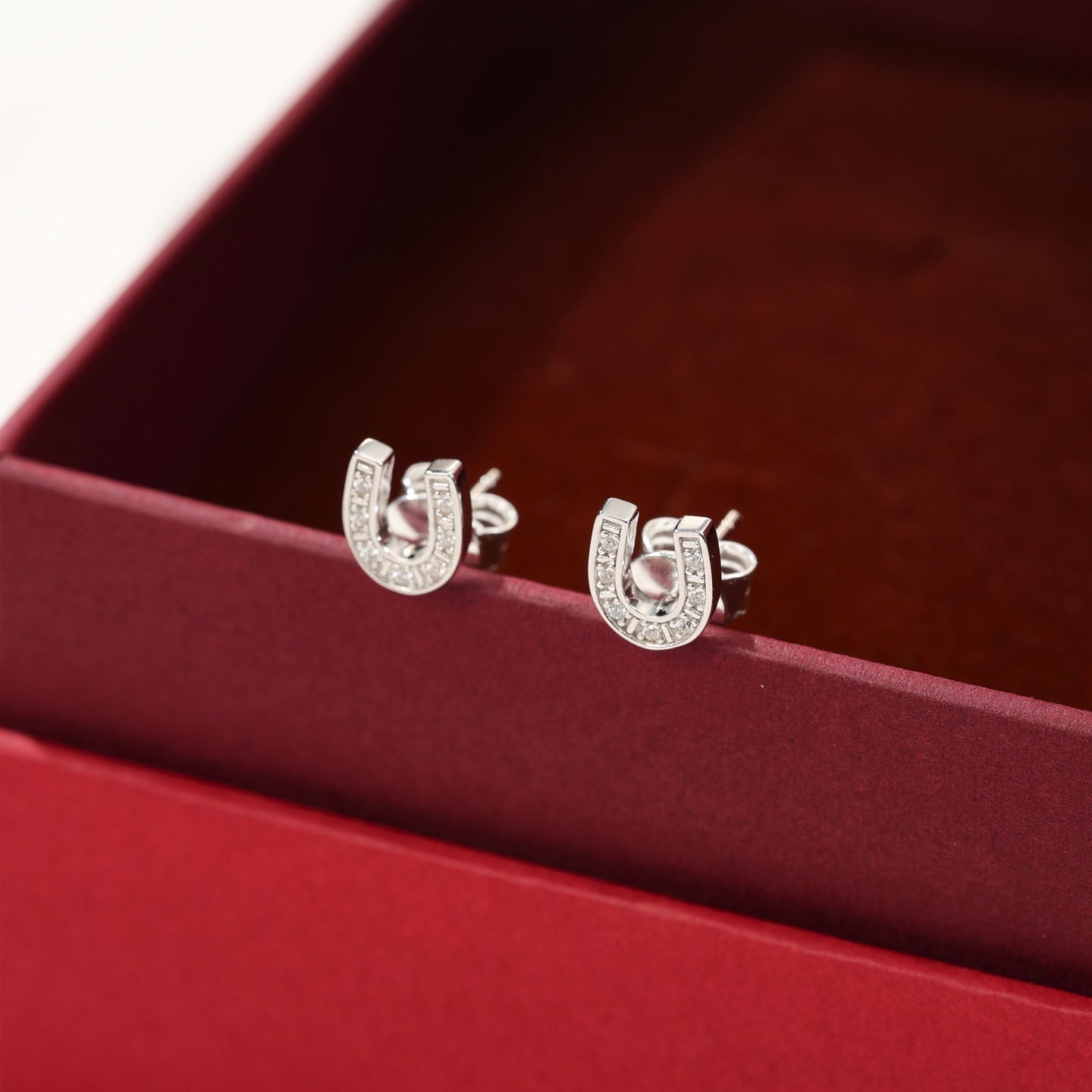 S925 Sterling Silver Lucky Horseshoe Stud Earrings - floysun