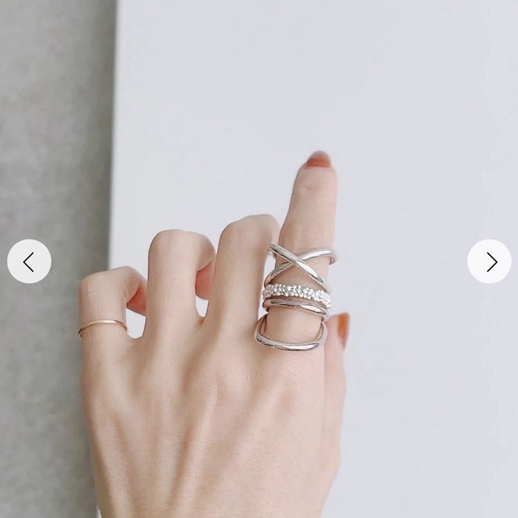 Sculptural Caviar Beaded Band Ring - floysun