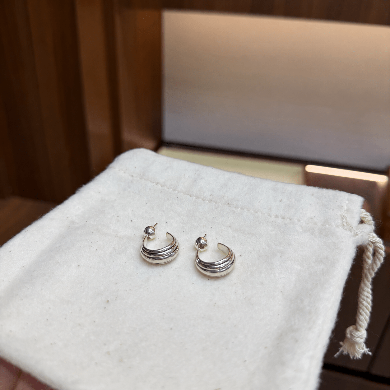 Sculptural Crescent C-Hoop Earrings in 925 Sterling Silver - floysun