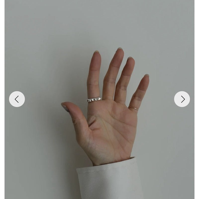 Sculptural Pyramid Stud Band Ring - floysun