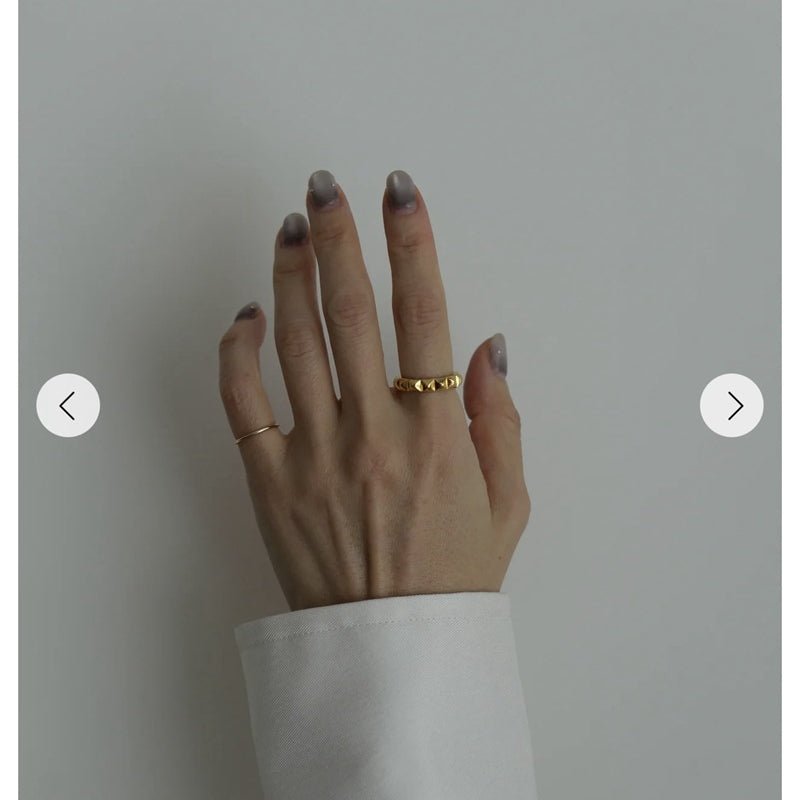 Sculptural Pyramid Stud Band Ring - floysun