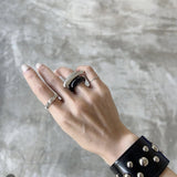 Sculptural Pyramid Stud Band Ring - floysun