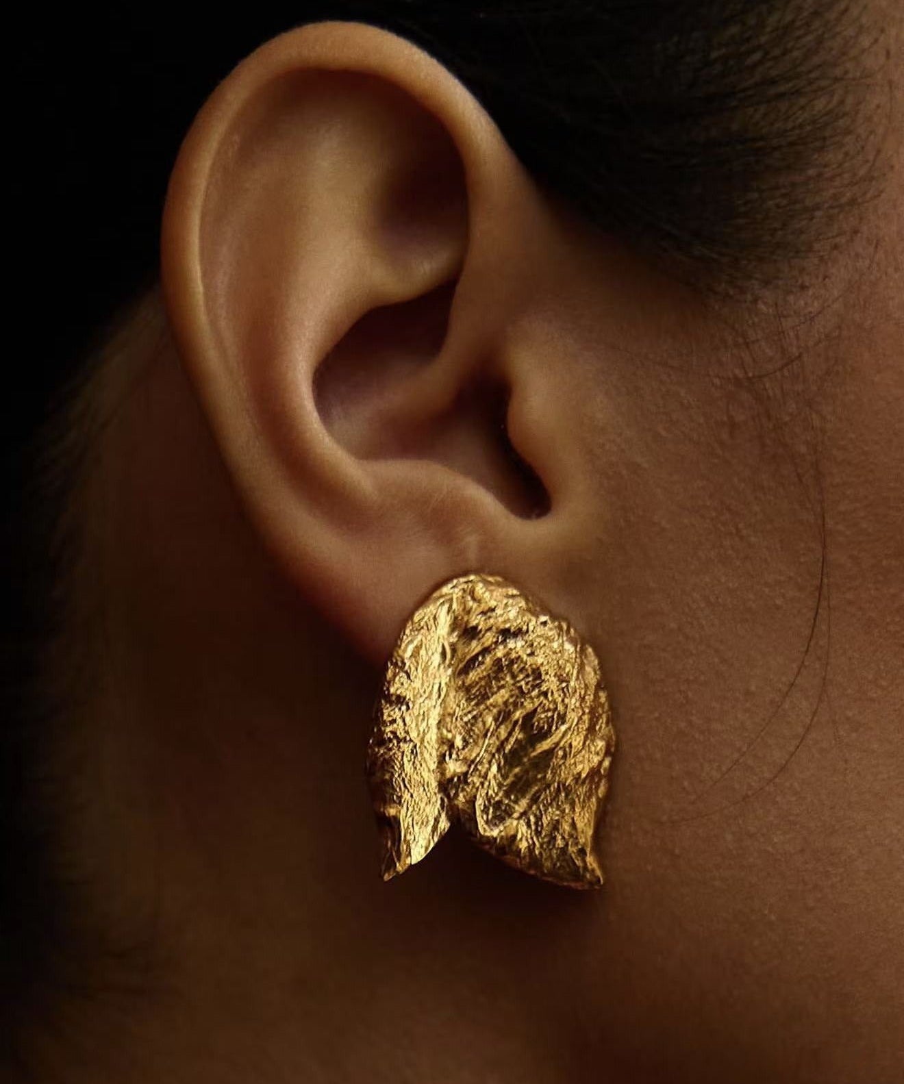 Sculptural Tulip Petal Stud Earrings - Organic Hammered Metal Bold Daily Studs - floysun