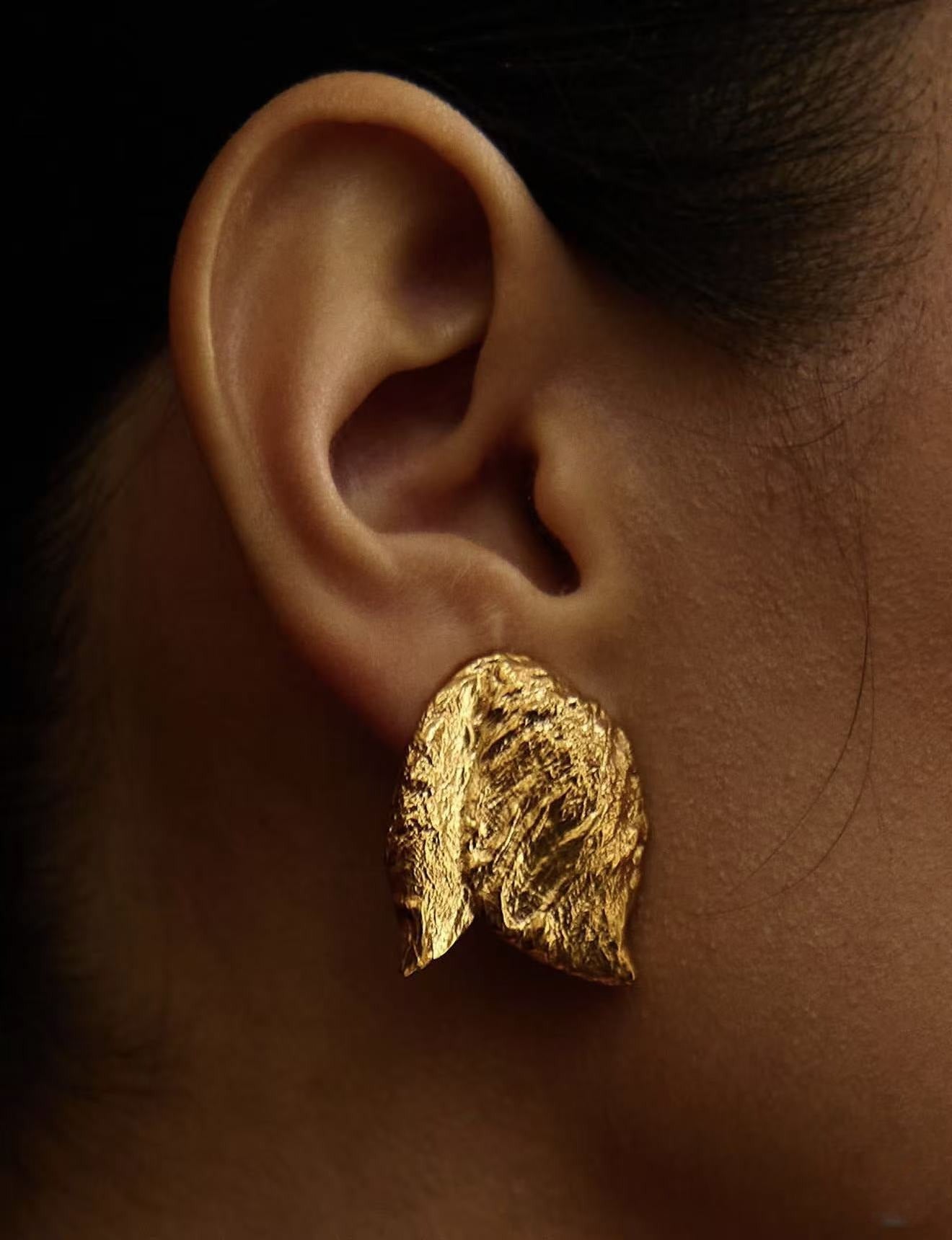 Sculptural Tulip Petal Stud Earrings - Organic Hammered Metal Bold Daily Studs - floysun
