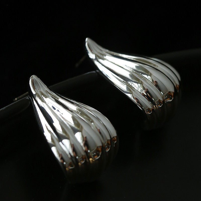Sculptural Vertical Striped Teardrop Stud Earrings - floysun