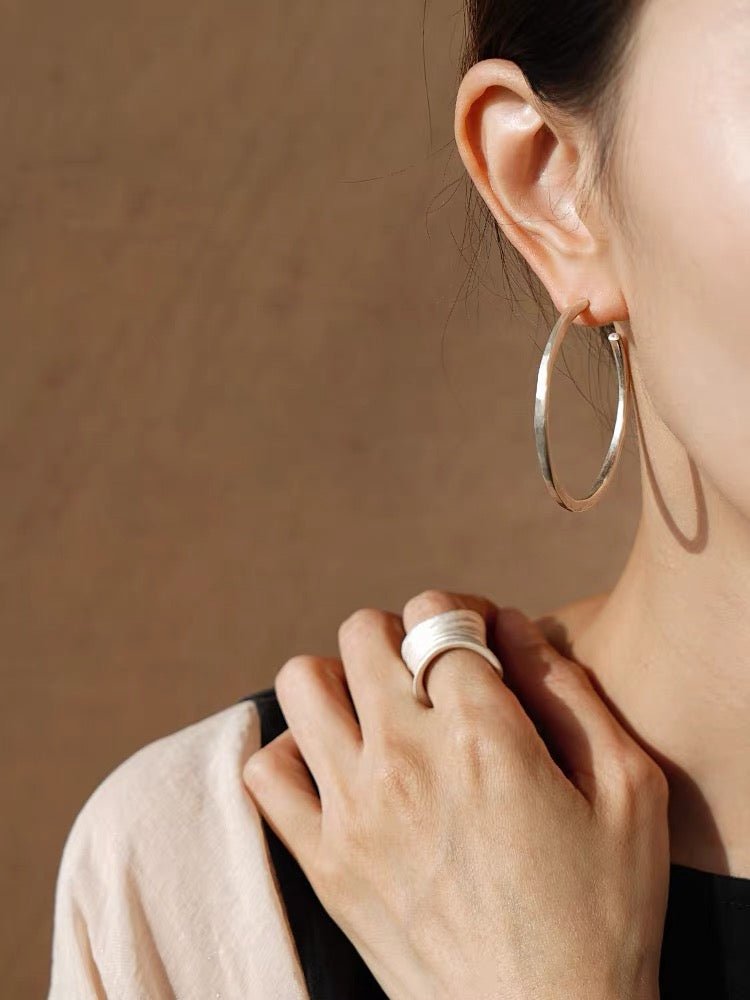 Sculptural White Ripple Adjustable Open Ring - floysun