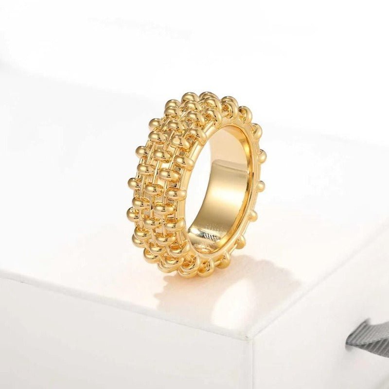 Sculptural Woven Lattice Wide Band Ring - floysun