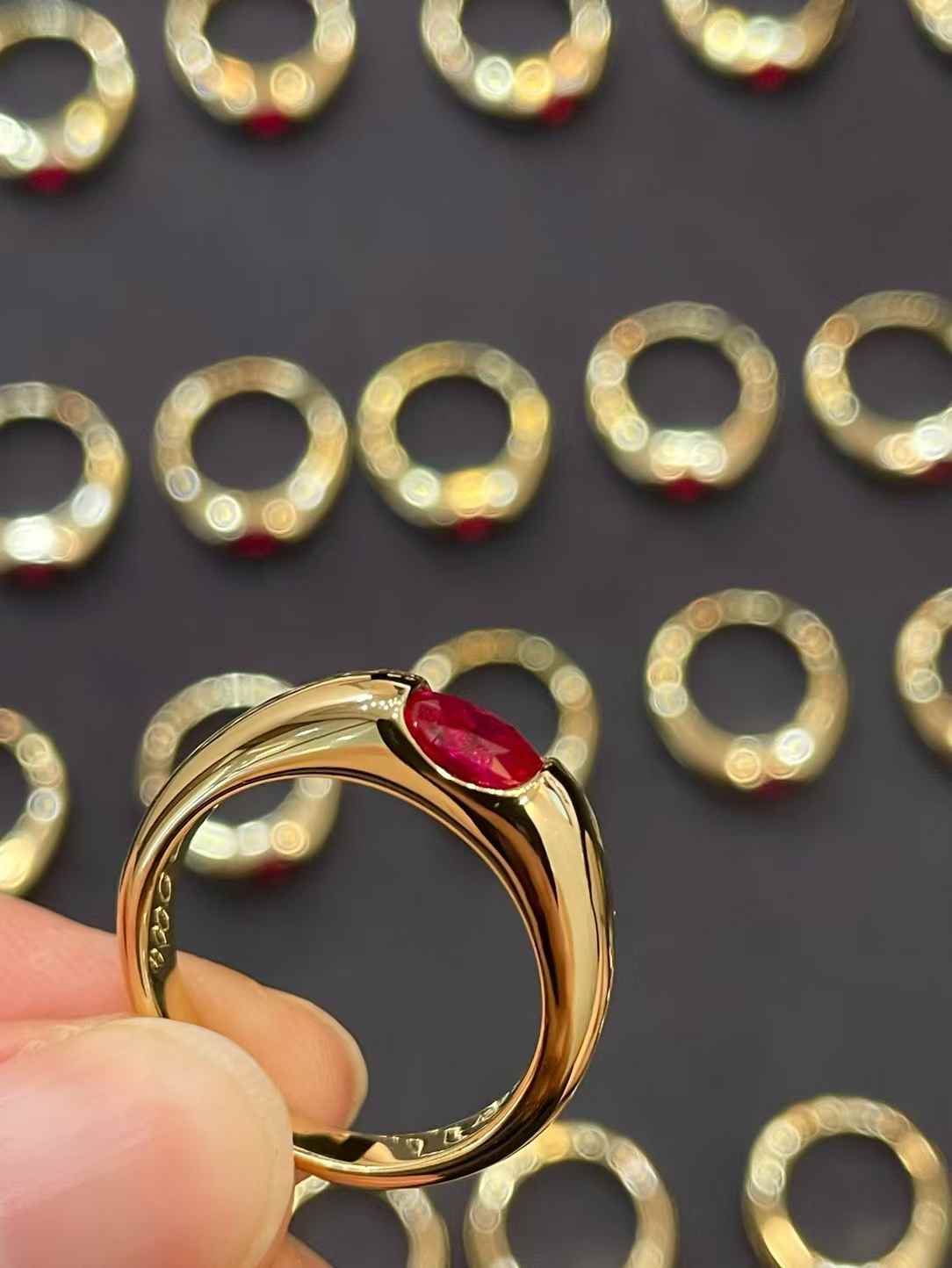 Seamless Wrap Half-Bezel Oval Lab Ruby Ring - floysun