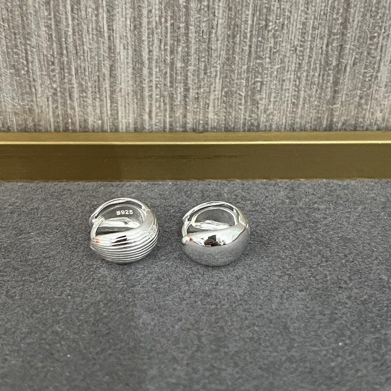 Shell Pattern Metallic Hoop Earrings - floysun