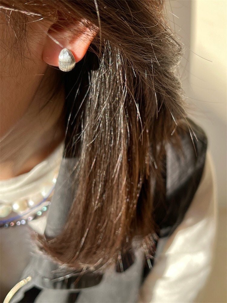 Shell Pattern Metallic Hoop Earrings - floysun