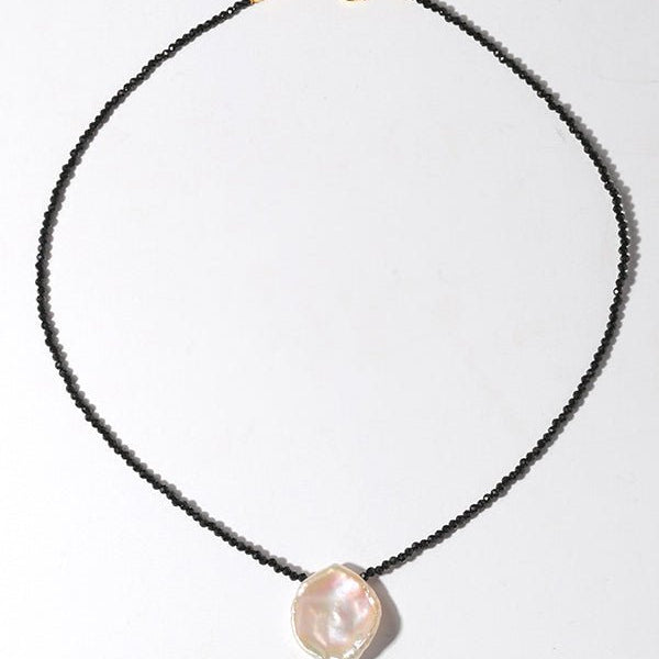 Single Large Petal Baroque Pearl Black Spinel Necklace - floysun