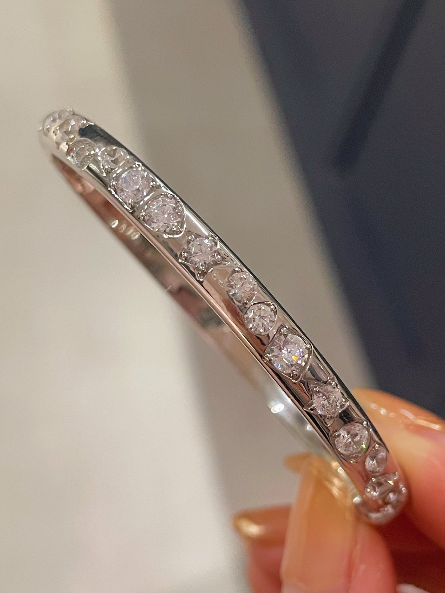 Sleek White Gold Irregular Diamond Bangle - floysun