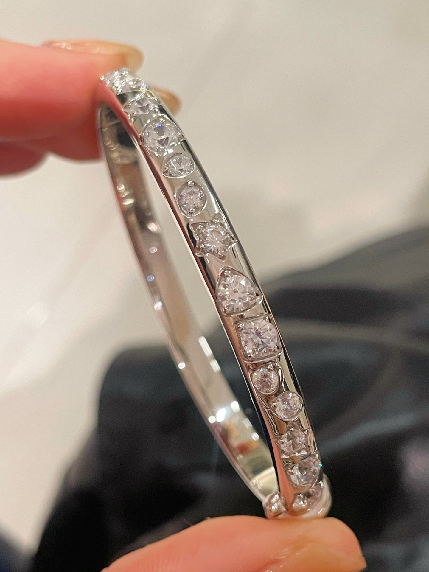 Sleek White Gold Irregular Diamond Bangle - floysun