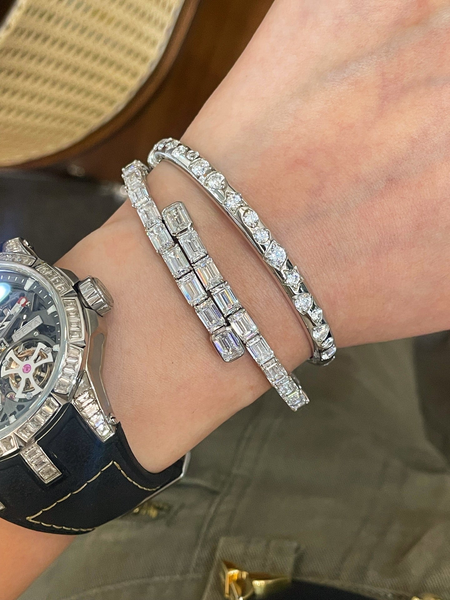 Sleek White Gold Irregular Diamond Bangle - floysun