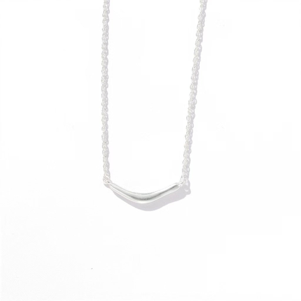 Smile Curve Necklace | Minimal Sterling Silver Necklace - floysun