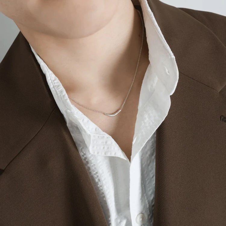 Smile Curve Necklace | Minimal Sterling Silver Necklace - floysun