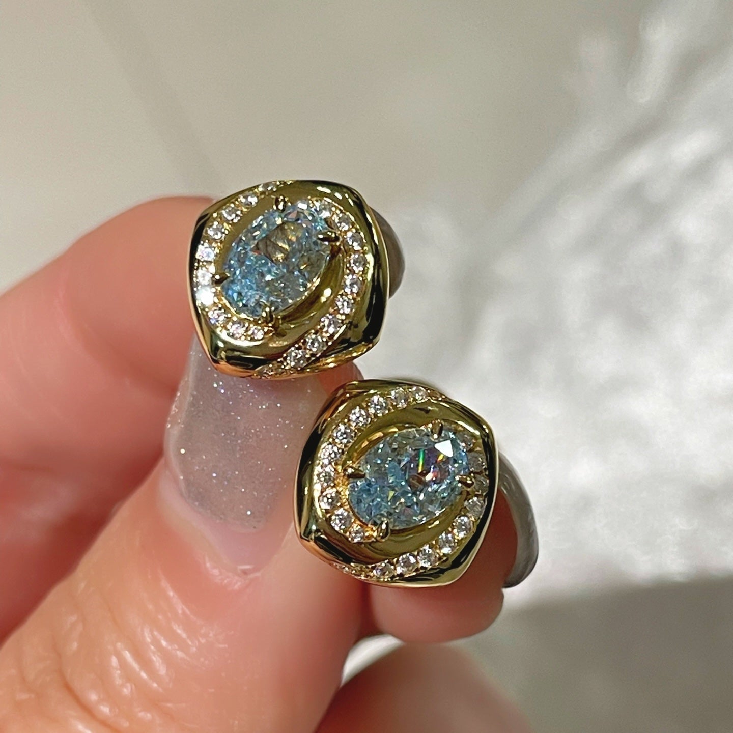 Spiral Glow Aquamarine Stud Earrings - floysun