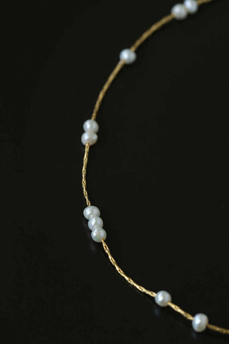 Starry Scattered Irregular Freshwater Pearl Collarbone Necklace - floysun
