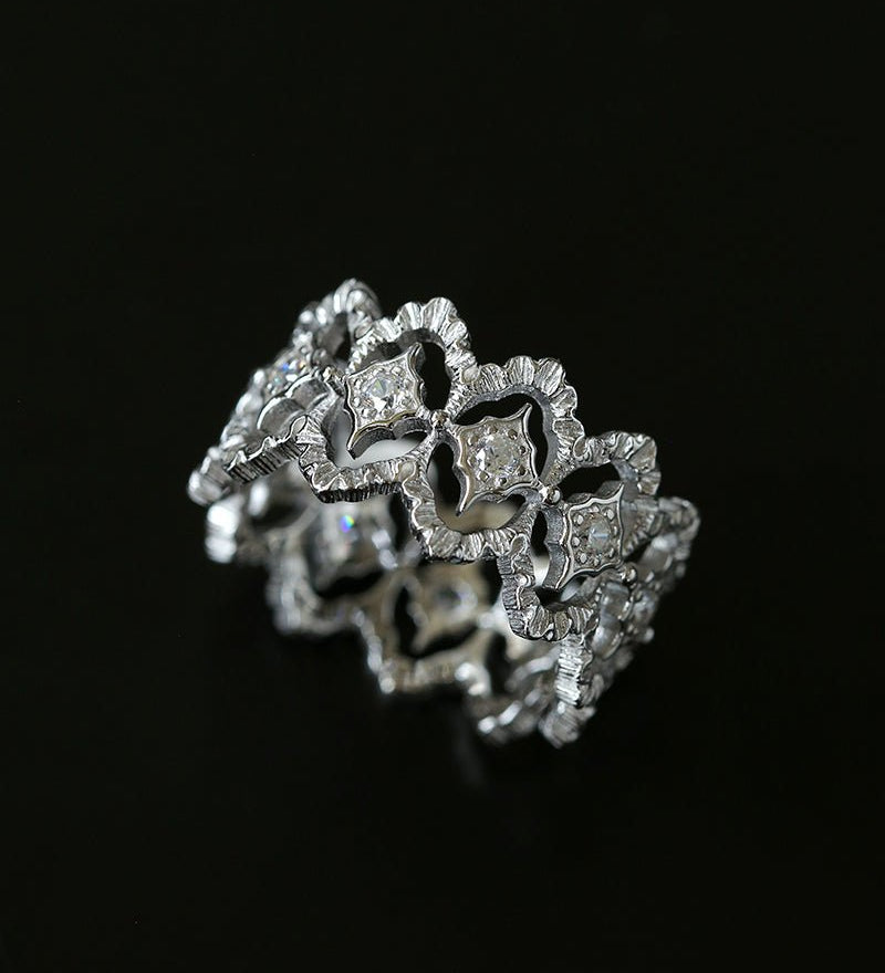 Sterling Silver Hollow Carved Lace Zircon Shiny Ring - Silver - floysun