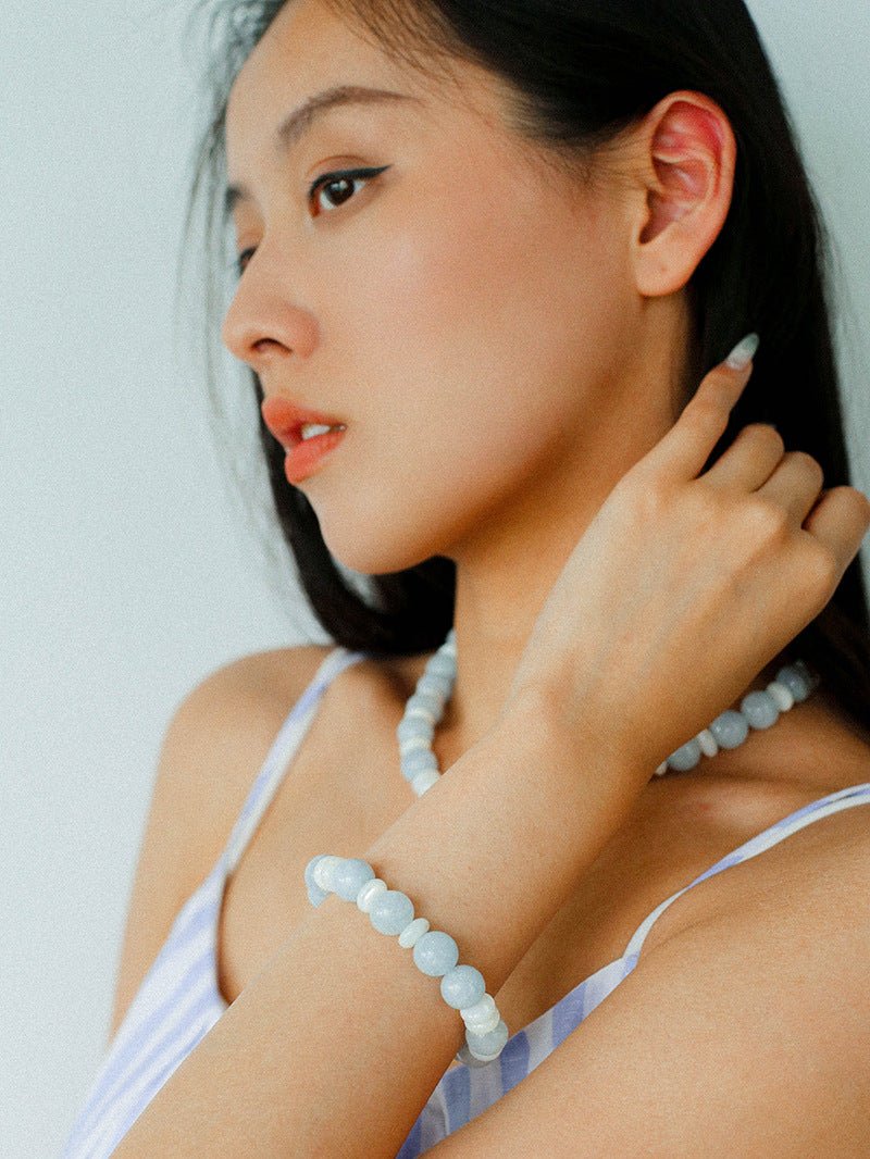 Summer Aquamarine & White Mother of Pearl Beaded Bracelet - floysun