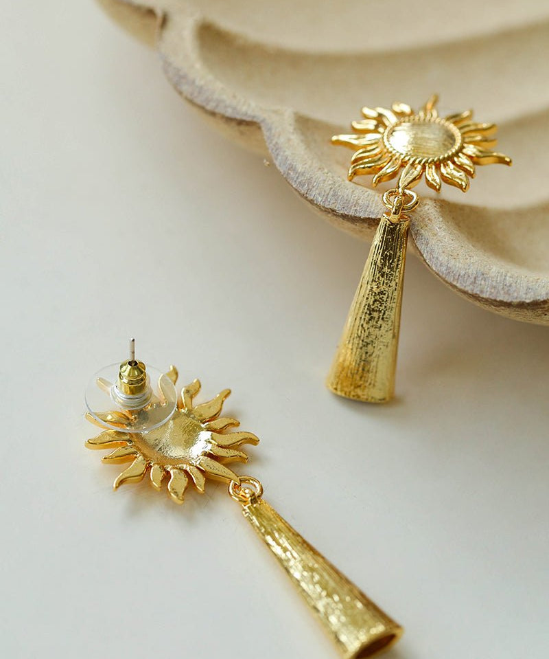 Sunrise Gleam – Brushed Metal Tassel Earrings - Gold - floysun