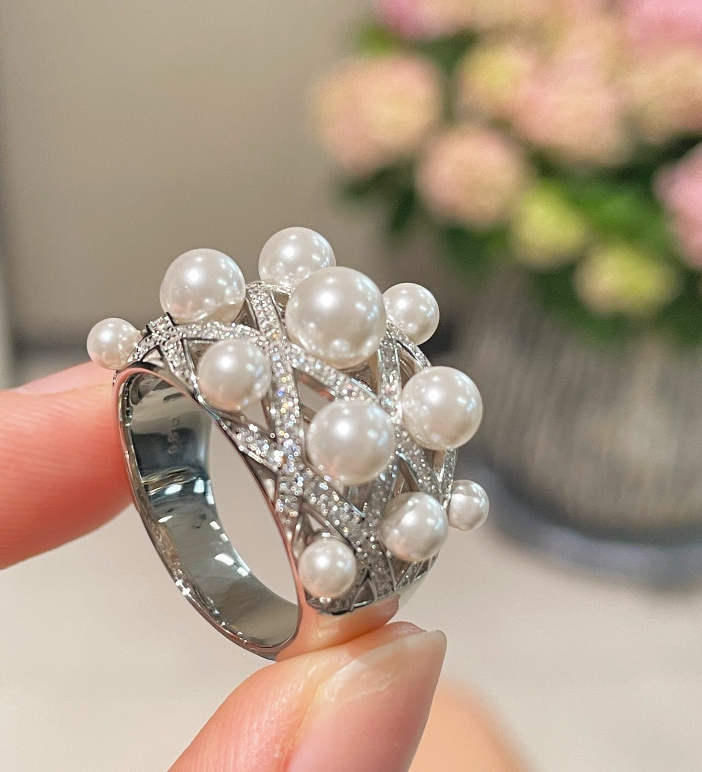 Swarovski Pearl Statement Ring Quilted Hollow Design - floysun