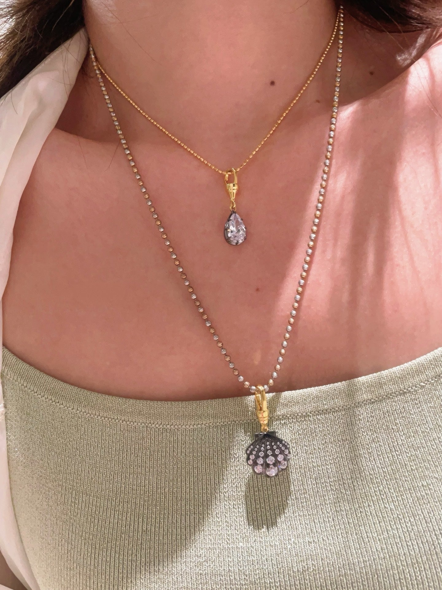 T - Bar Lab - Grown Diamond Necklace in Black & Gold - Teardrop Pendant - floysun