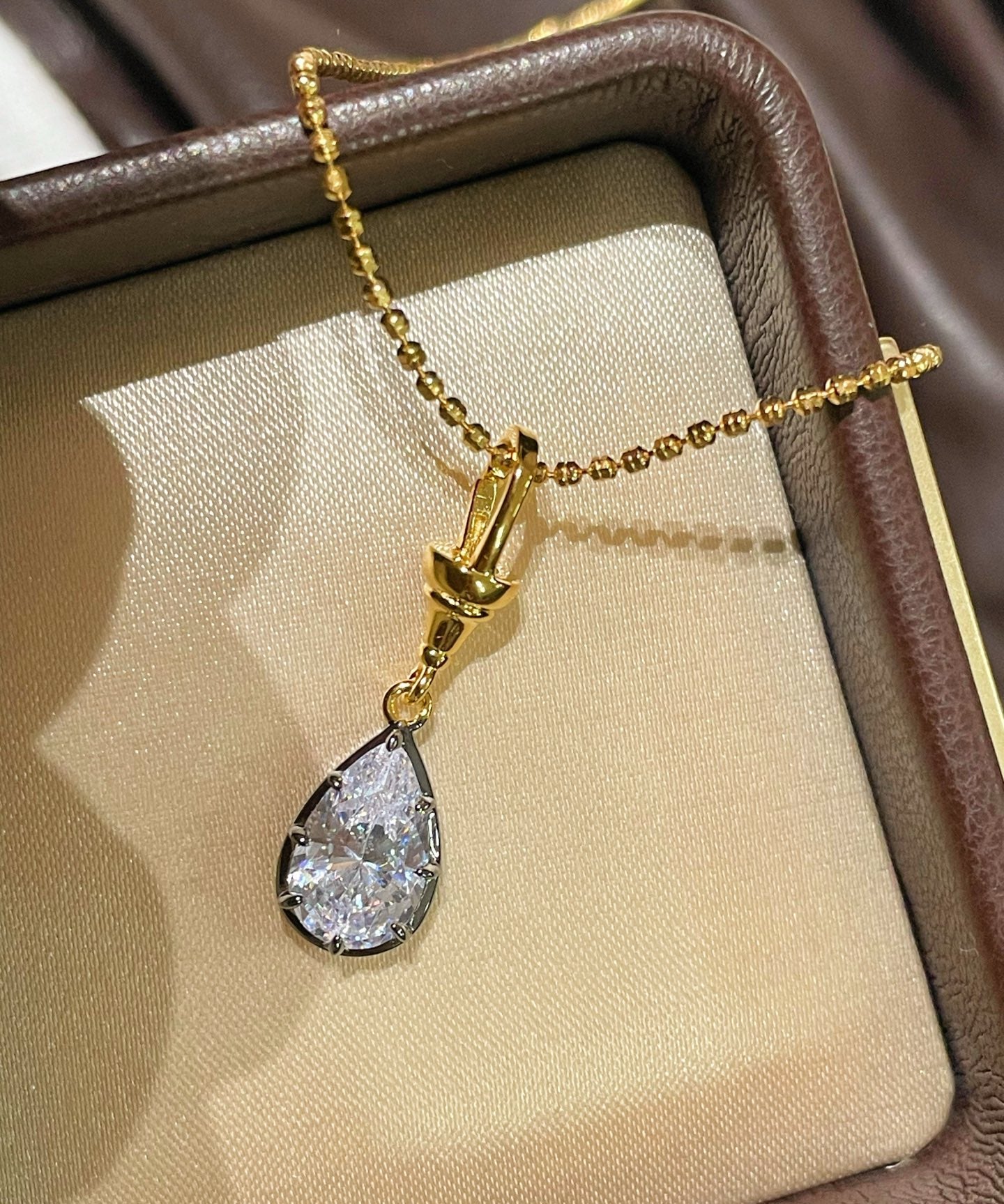 T - Bar Lab - Grown Diamond Necklace in Black & Gold - Teardrop Pendant - floysun