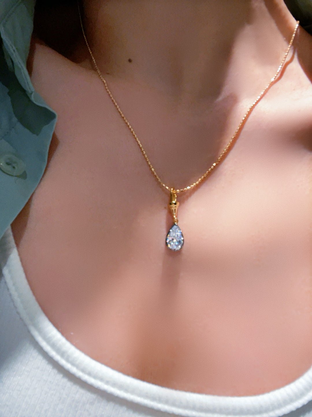 T - Bar Lab - Grown Diamond Necklace in Black & Gold - Teardrop Pendant - floysun