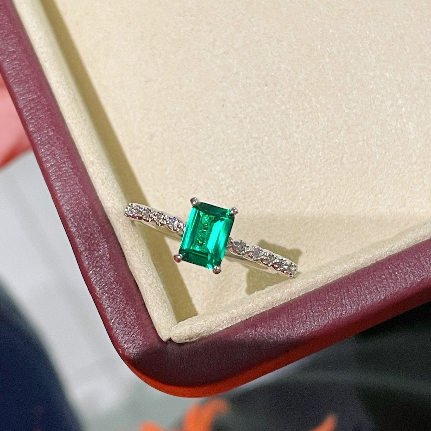 T - Cut Emerald Sugar Cube Solitaire Ring - floysun