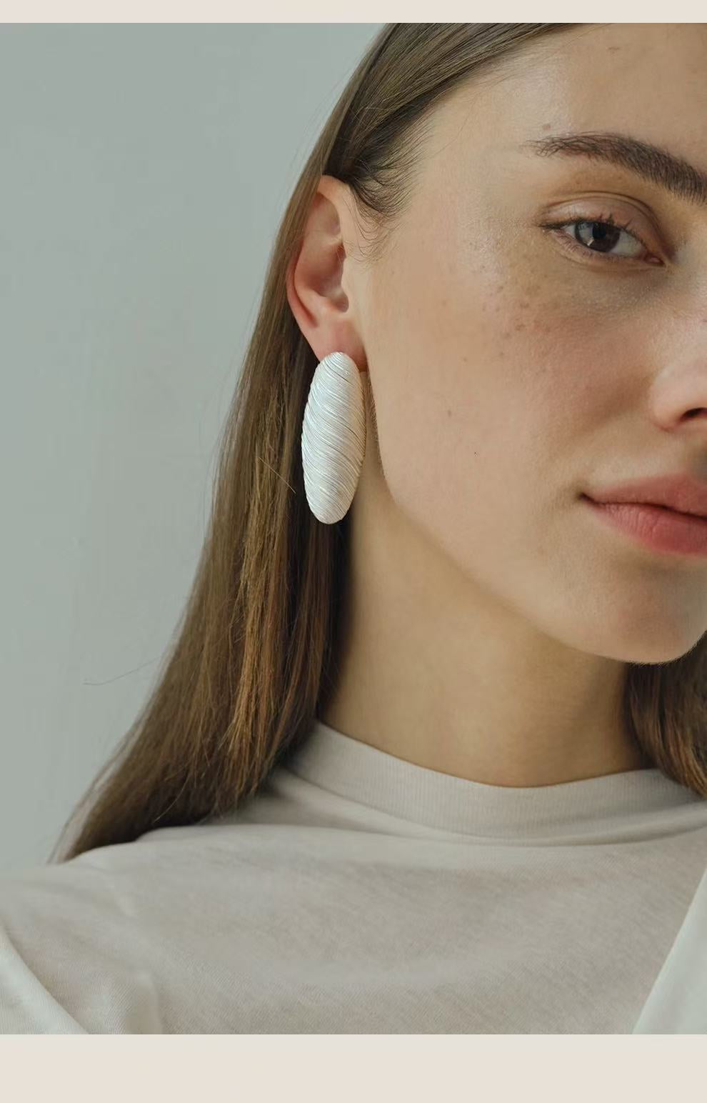 Textured Oval Statement Earrings - floysun