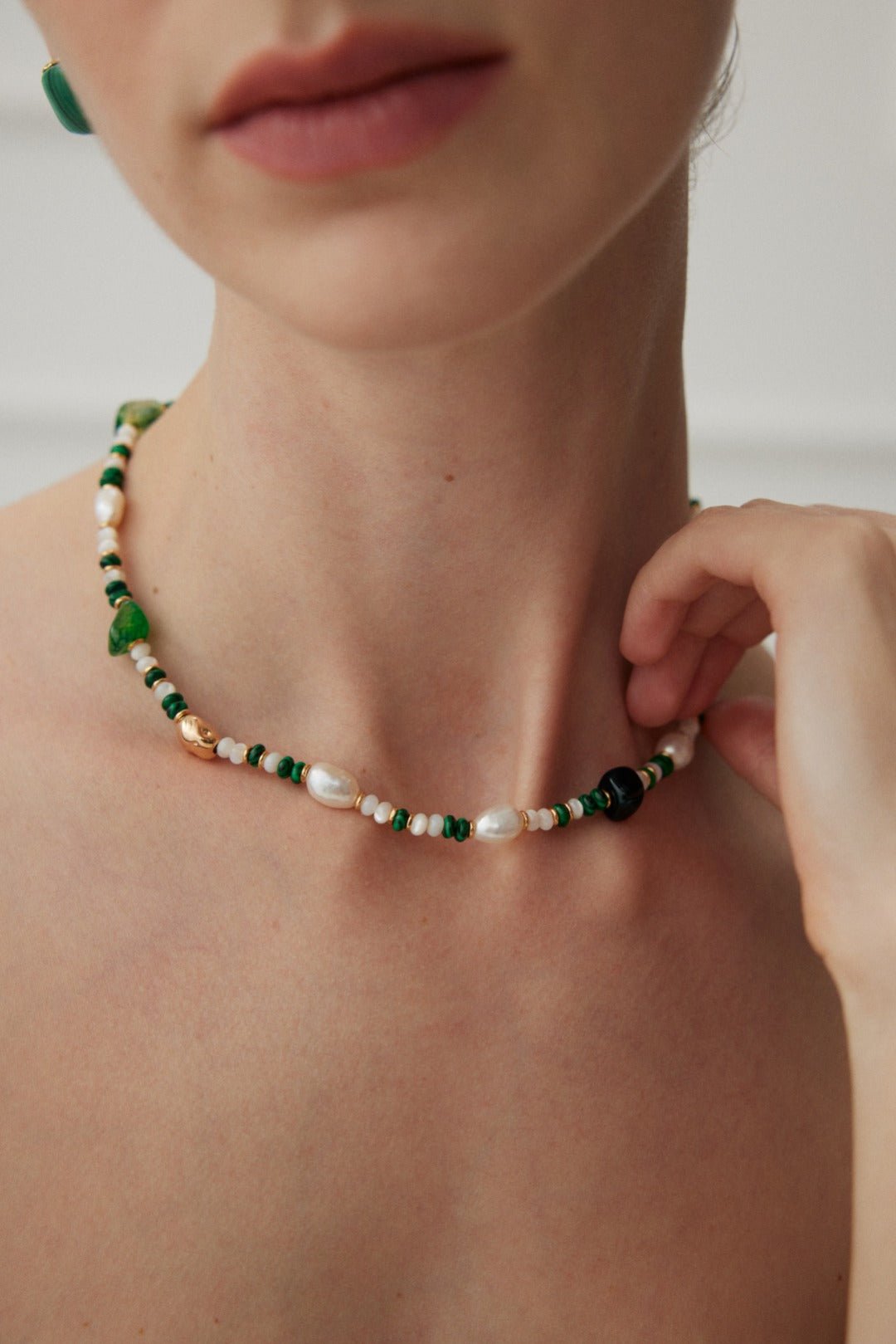 The Multielement Necklace Featuring Malachite Pearls and Green Onyx - floysun
