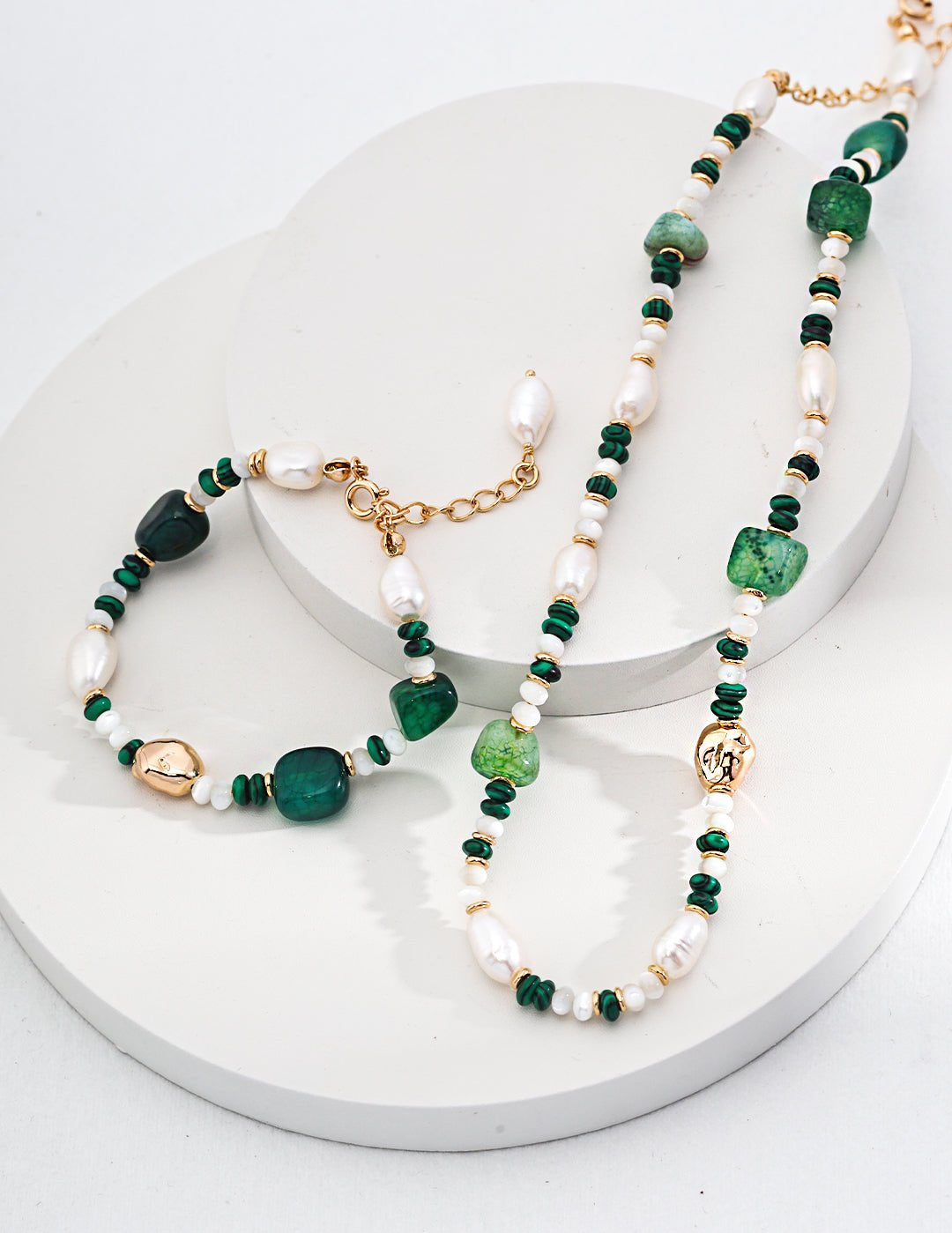 The Multielement Necklace Featuring Malachite Pearls and Green Onyx - floysun