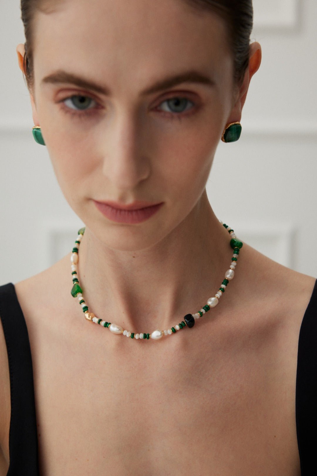 The Multielement Necklace Featuring Malachite Pearls and Green Onyx - floysun