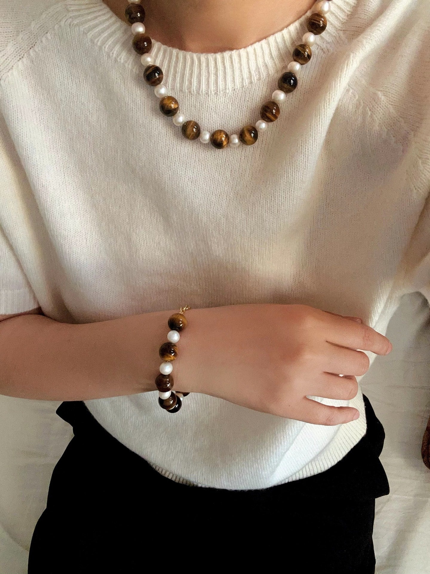 Tiger Eye & Freshwater Pearl Bracelet - floysun