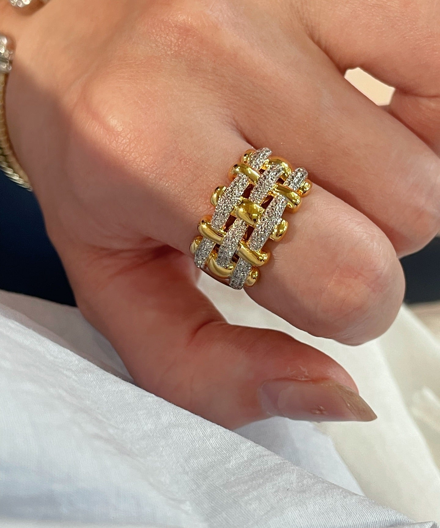 Two - Tone Checkered Pavé Wide Ring - floysun