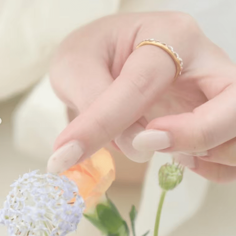 Two-Tone Scalloped Lace Fine Band Ring - floysun