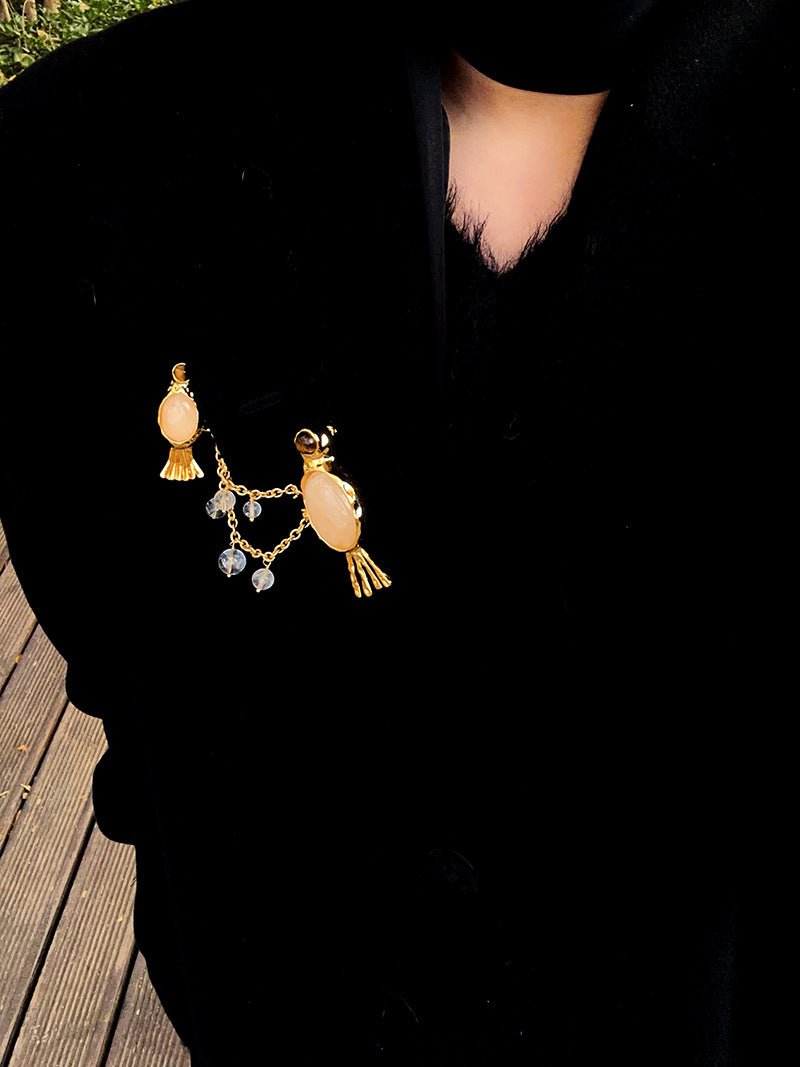 Vintage 3D Love Birds Chain Brooch - floysun