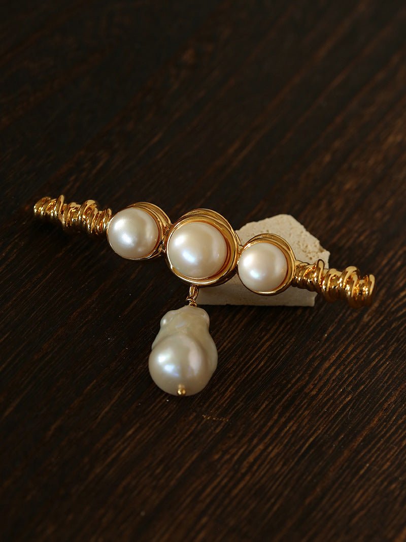 Vintage Baroque Pearl Curve Brooch - floysun